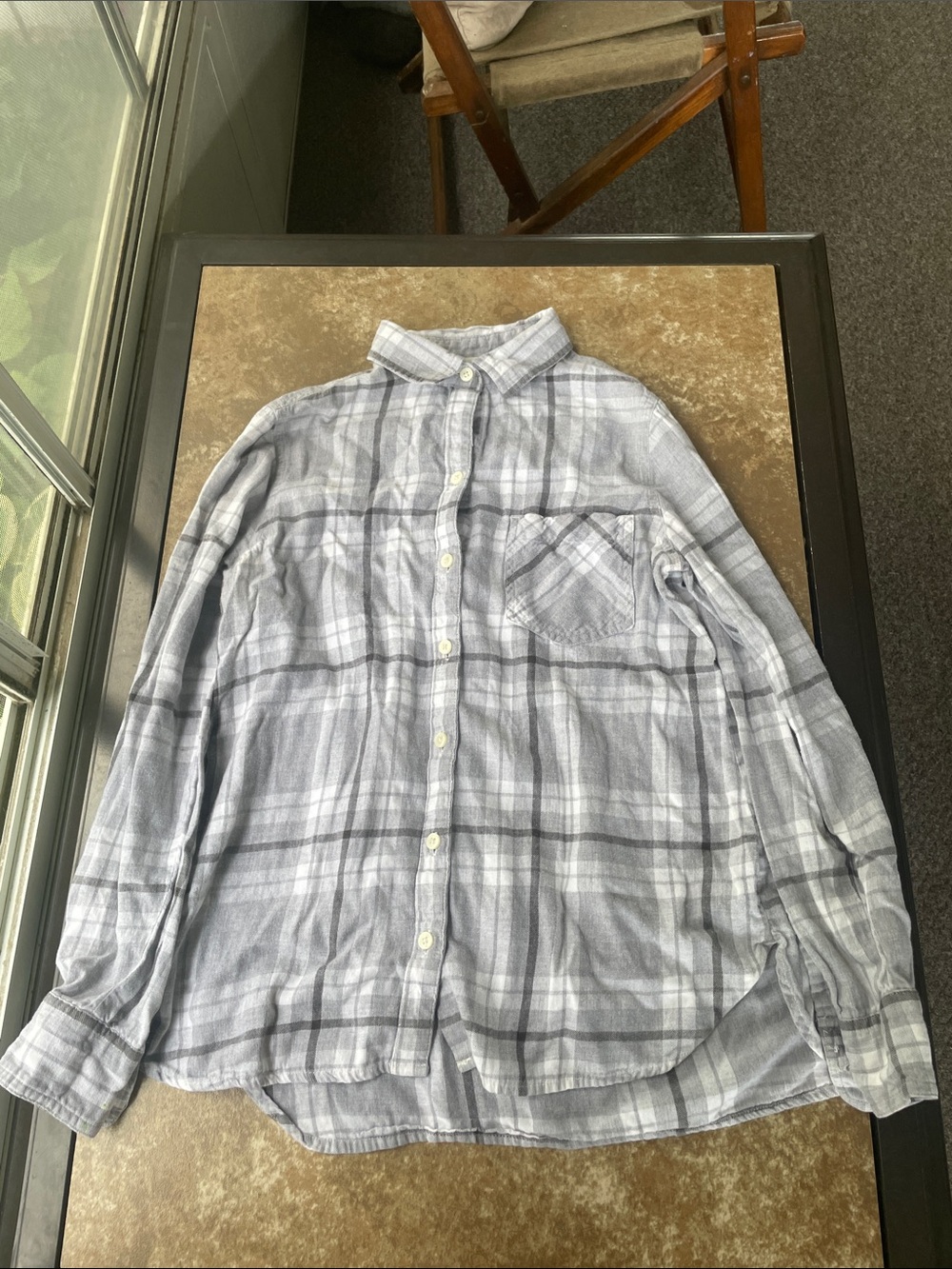 Old Navy Gray and White Plaid Button-Down Shirt S